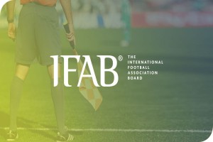Il calcio cambia le sue regole: guida alle nuove modifiche decise dall’IFAB