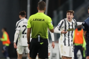 Titoli di giornale, la cultura del non rispetto, la tuttologia diffusa