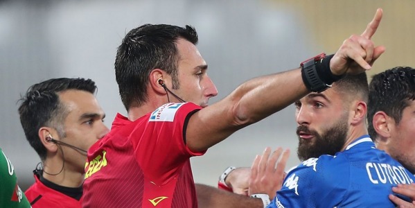 Giroud, Palomino e la complessità del fuorigioco