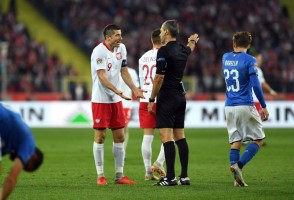 I dieci luoghi comuni più diffusi sugli arbitri di calcio